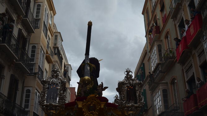 Viñeros en su procesión del Jueves Santo de Málaga, en fotos